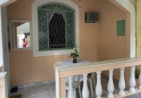 Foto 1 de Casa com 2 Quartos à venda, 300m² em Andrade Araujo, Nova Iguaçu