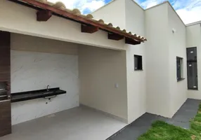 Foto 1 de Casa com 2 Quartos à venda, 78m² em Residencial Santa Fe I, Goiânia