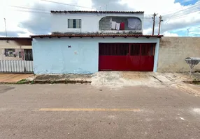 Foto 1 de Sobrado com 4 Quartos à venda, 150m² em Santa Maria, Brasília
