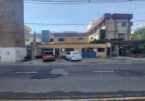 Foto 1 de Casa com 6 Quartos à venda, 359m² em Enseada do Suá, Vitória