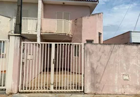 Foto 1 de Sobrado com 2 Quartos à venda, 77m² em Vila Xavier, Araraquara