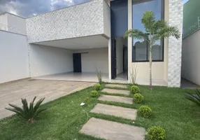 Foto 1 de Casa com 3 Quartos à venda, 250m² em Bairro Independencia, Aparecida de Goiânia