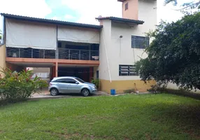 Foto 1 de Casa com 4 Quartos à venda, 442m² em Jardim América, Goiânia