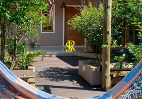 Foto 1 de Sobrado com 3 Quartos à venda, 200m² em Jardim Maria Rosa, Taboão da Serra