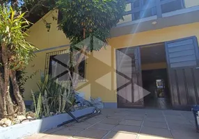 Foto 1 de Casa com 4 Quartos para alugar, 248m² em Salgado Filho, Caxias do Sul