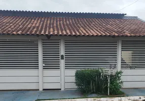Foto 1 de Casa com 3 Quartos à venda, 184m² em Goiania 2, Goiânia