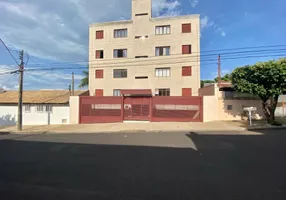 Foto 1 de Apartamento com 2 Quartos para alugar, 60m² em Marília, Marília