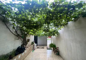 Foto 1 de Casa com 3 Quartos à venda, 360m² em Jardim Mont Serrat, Aparecida de Goiânia