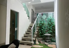 Foto 1 de Sobrado com 3 Quartos à venda, 120m² em Vila Scarpelli, Santo André