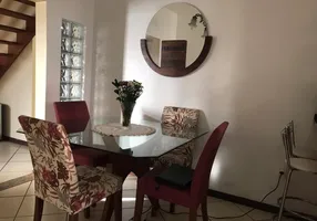 Foto 1 de Casa com 3 Quartos à venda, 207m² em Estância Velha, Canoas