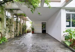 Foto 1 de Casa com 3 Quartos à venda, 215m² em Granja Julieta, São Paulo