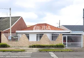 Foto 1 de Casa com 2 Quartos à venda, 104m² em Uberaba, Curitiba