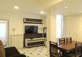 Foto 1 de Apartamento com 2 Quartos para venda ou aluguel, 55m² em Centro, Florianópolis