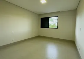 Foto 1 de Casa de Condomínio com 3 Quartos à venda, 226m² em Jardim Imperial, Cuiabá
