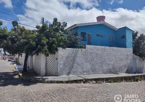 Foto 1 de Casa com 5 Quartos à venda, 250m² em Boa Vista, Caruaru