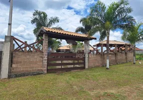 Foto 1 de Casa de Condomínio com 2 Quartos para venda ou aluguel, 160m² em , Brotas