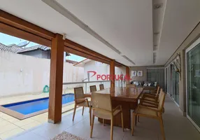 Foto 1 de Casa com 5 Quartos à venda, 600m² em Cancela Preta, Macaé