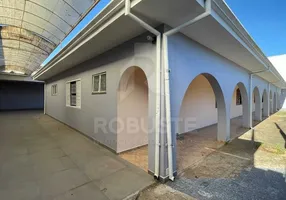 Foto 1 de Imóvel Comercial com 4 Quartos para alugar, 570m² em Vila Santa Therezinha de Menino Jesus, Botucatu