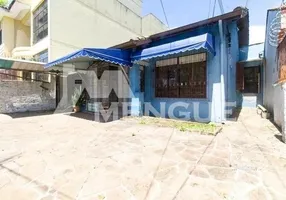 Foto 1 de Casa com 3 Quartos à venda, 159m² em Passo da Areia, Porto Alegre