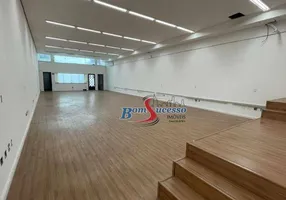 Foto 1 de Prédio Comercial para alugar, 750m² em Vila Carrão, São Paulo