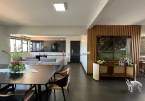 Foto 1 de Apartamento com 3 Quartos à venda, 124m² em Centro, Ituiutaba