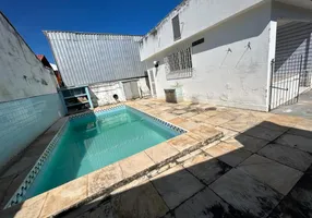 Foto 1 de Casa com 3 Quartos para alugar, 350m² em Taquara, Rio de Janeiro