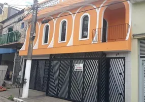 Foto 1 de Sobrado com 3 Quartos à venda, 241m² em Jardim Santa Terezinha, São Paulo