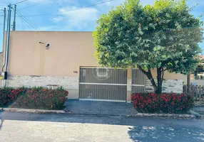 Foto 1 de Casa com 3 Quartos à venda, 170m² em Recanto dos Pássaros, Cuiabá