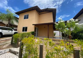 Foto 1 de Casa de Condomínio com 4 Quartos à venda, 200m² em Buraquinho, Lauro de Freitas