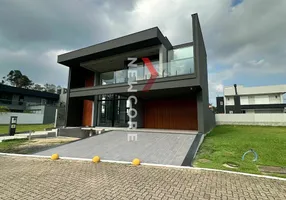 Foto 1 de Casa com 3 Quartos à venda, 400m² em Distrito Industrial, Cachoeirinha