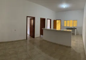 Foto 1 de Casa com 2 Quartos para alugar, 50m² em Vila Castelo, São Paulo