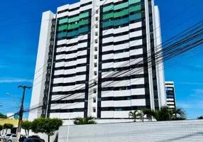 Foto 1 de Apartamento com 3 Quartos à venda, 70m² em Pajuçara, Maceió