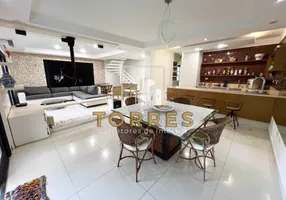 Foto 1 de Casa de Condomínio com 5 Quartos à venda, 220m² em Enseada, Guarujá