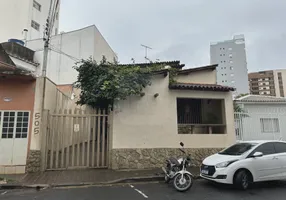 Foto 1 de Sobrado com 3 Quartos para alugar, 350m² em Fundinho, Uberlândia