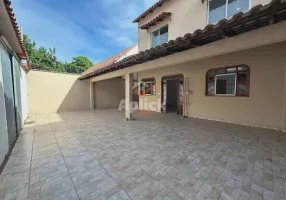 Foto 1 de Casa com 3 Quartos à venda, 220m² em Morada de Laranjeiras, Serra