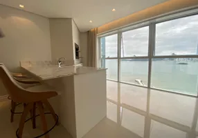 Foto 1 de Apartamento com 3 Quartos para alugar, 186m² em Frente Mar Centro, Balneário Camboriú
