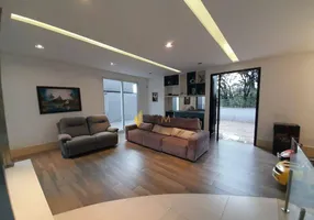 Foto 1 de Casa com 4 Quartos para venda ou aluguel, 357m² em Vila Junqueira, Santo André