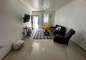 Foto 1 de Casa com 3 Quartos à venda, 200m² em Jardim Guanabara, Macaé