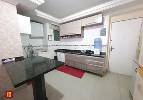 Foto 1 de Apartamento com 1 Quarto à venda, 41m² em Kobrasol, São José