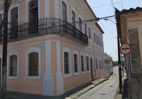 Foto 1 de Sobrado com 4 Quartos à venda, 256m² em Centro, Iguape