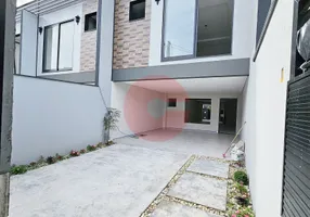 Foto 1 de Sobrado com 3 Quartos à venda, 125m² em Saguaçú, Joinville