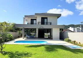 Foto 1 de Casa com 4 Quartos à venda, 279m² em Pirabeiraba, Joinville
