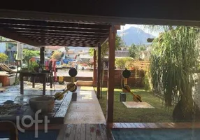 Foto 1 de Casa com 1 Quarto à venda, 300m² em Barra da Tijuca, Rio de Janeiro