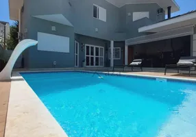 Foto 1 de Casa de Condomínio com 4 Quartos à venda, 300m² em Vila Zezé, Jacareí