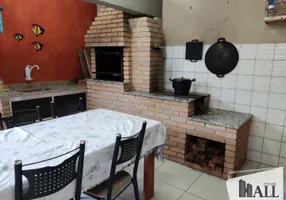 Foto 1 de Casa com 3 Quartos à venda, 168m² em Vila Toninho, São José do Rio Preto