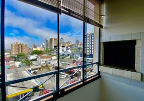 Foto 1 de Apartamento com 3 Quartos à venda, 77m² em Nossa Senhora de Lourdes, Santa Maria