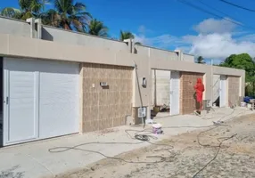 Foto 1 de Casa com 2 Quartos para venda ou aluguel, 83m² em , Acaraú