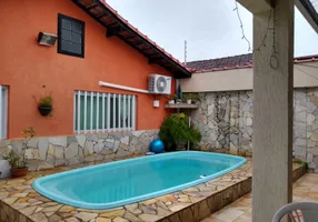 Foto 1 de Casa com 3 Quartos à venda, 170m² em Jardim Bopiranga, Itanhaém