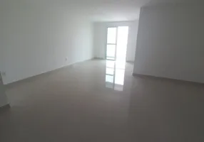 Foto 1 de Apartamento com 3 Quartos à venda, 120m² em Costa Do Sol, Macaé