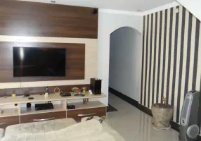 Foto 1 de Casa com 3 Quartos à venda, 200m² em Vila Augusta, Guarulhos